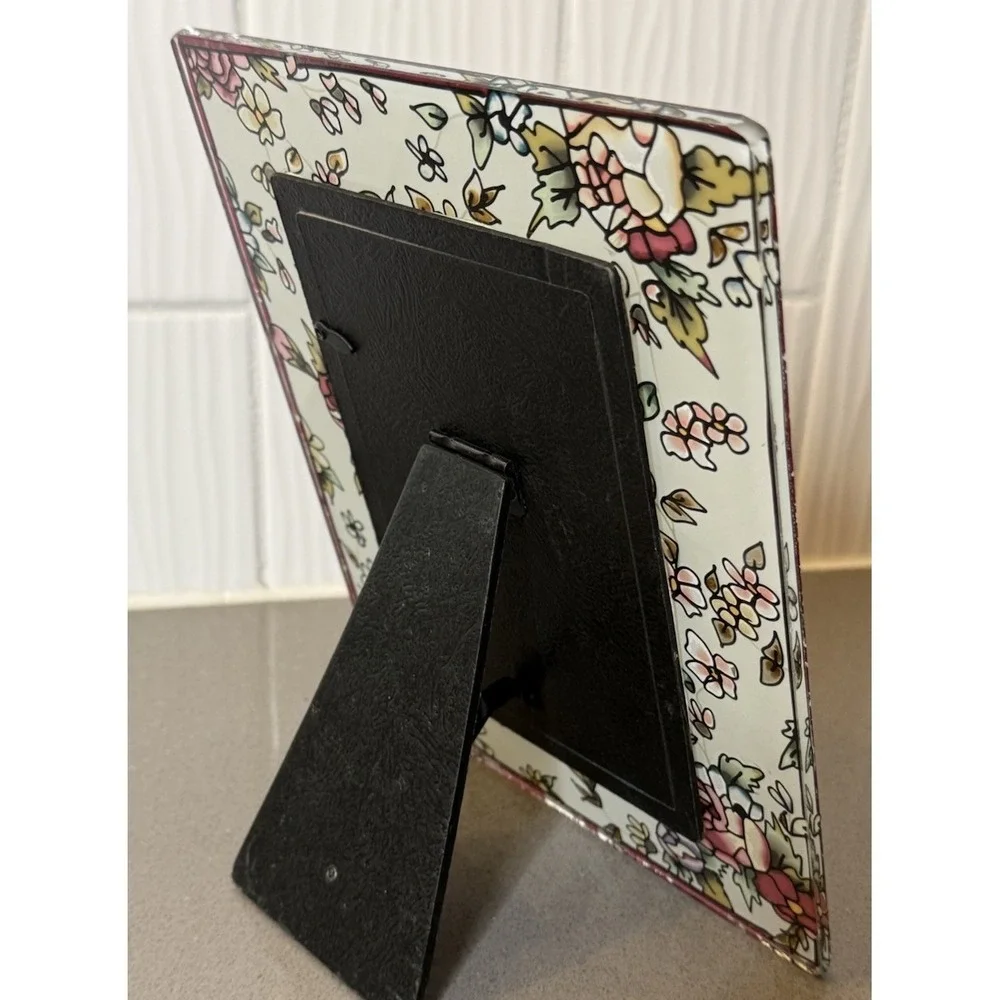 Lot of 3 Beautiful Glass & Wood Floral Design Picture Frame Pressed Flowers GUC